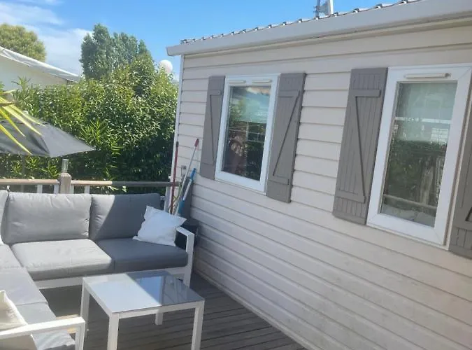 Magic Mobile Montourey, 3 chambres, 2 salles de bain, piscine disponible sur place Fréjus