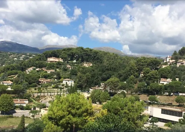 Apartment In Nice