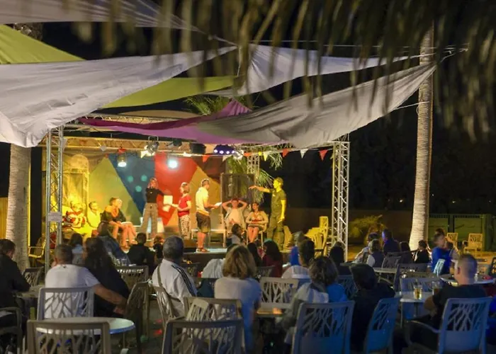 Mobil Home Au Camping Montourey 4 Etoiles Fréjus
