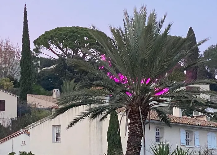 La maison sainte claire Hyères