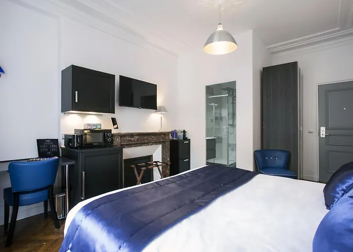 Vestay George V Paris