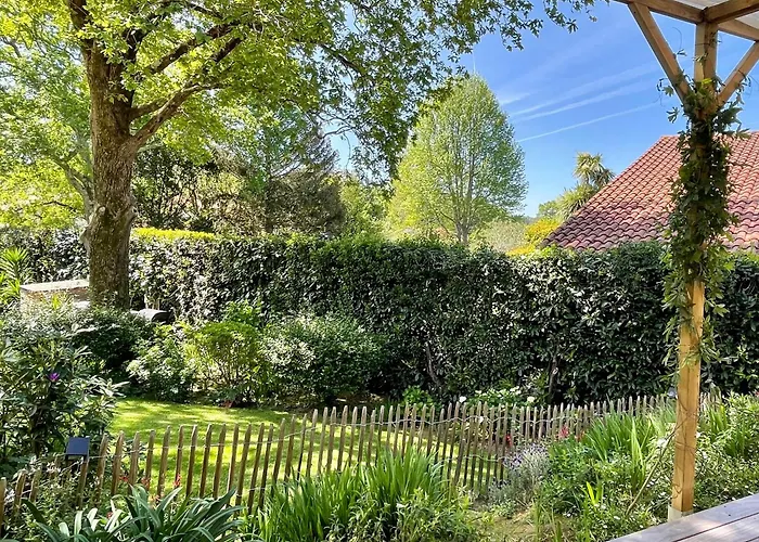 HARITZAGA chambre d'hôte terrasse&jardin privé Biarritz