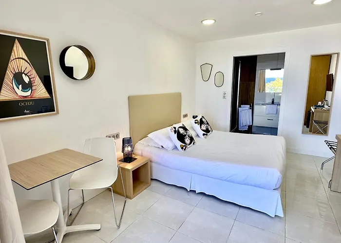 Hotel Villa R Calvi 