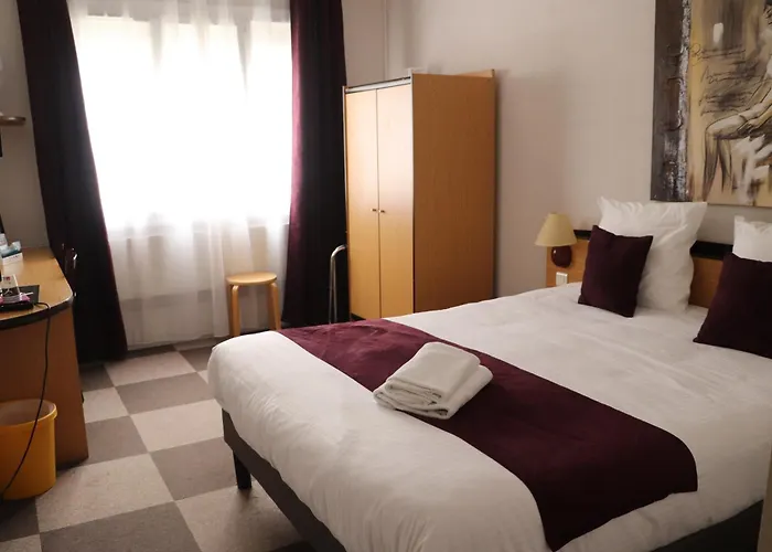 Logis Hotel La Coupe d'Or Lisieux