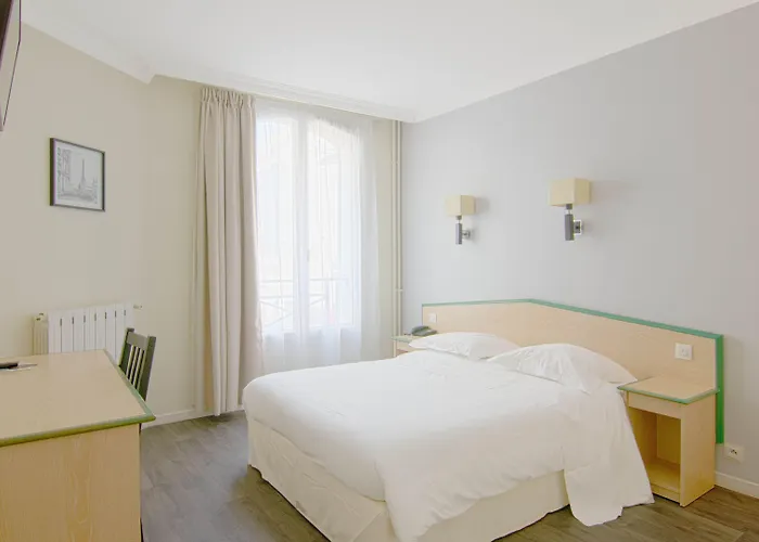 Hotel Briand Devient Hotel Ipl Levallois-Perret