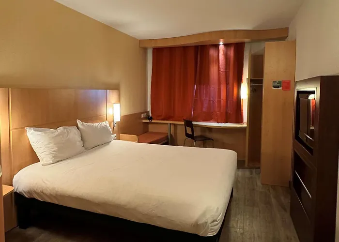 Hotel Ibis Istres Trigance