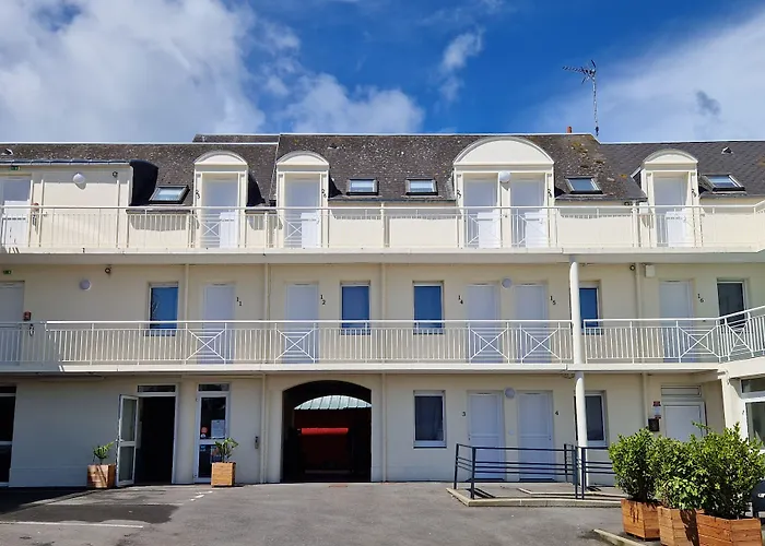 Hotel Eisenhower Port-en-Bessin-Huppain