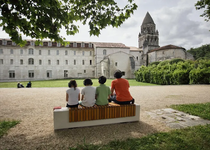 Les Chambres de l'Abbaye Saintes