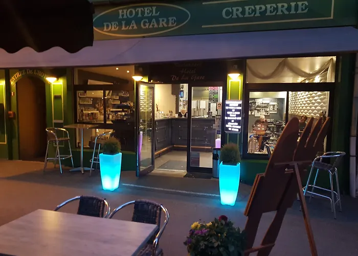Hotel De La Gare Modane