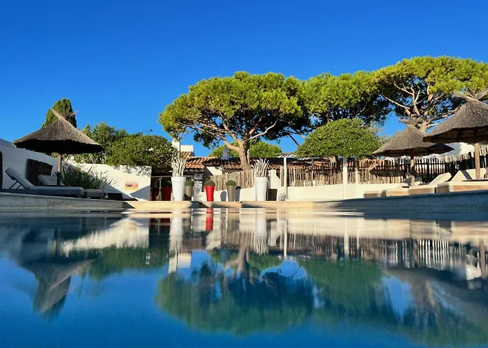 Hôtel Spa Mas des Rièges Les Les Saintes-Maries-de-la-Mer