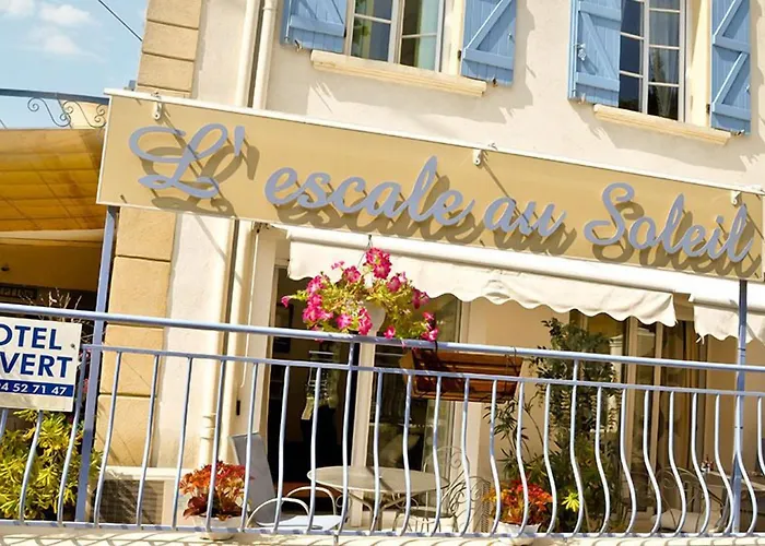 Escale Au Soleil Hôtel et Appart Saint Aygulf
