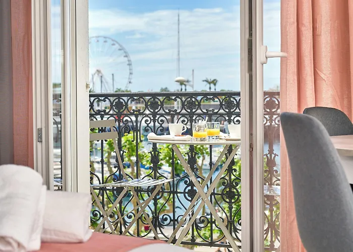 Hotel du Vieux Port Saint-Raphaël