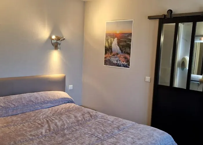 Hotel Le Faubourg à Figeac