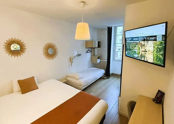 Hôtel les Platanes Villeneuve-sur-Lot